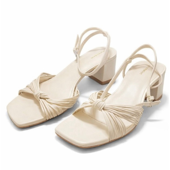 New Reformation Emily Mignon Sandal in Almond/Cream 8 - Picture 2 of 5